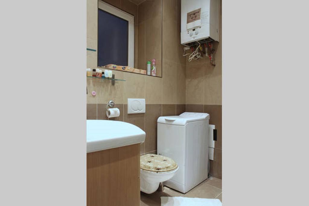 Apartment Argentinska 8 Praha Bagian luar foto
